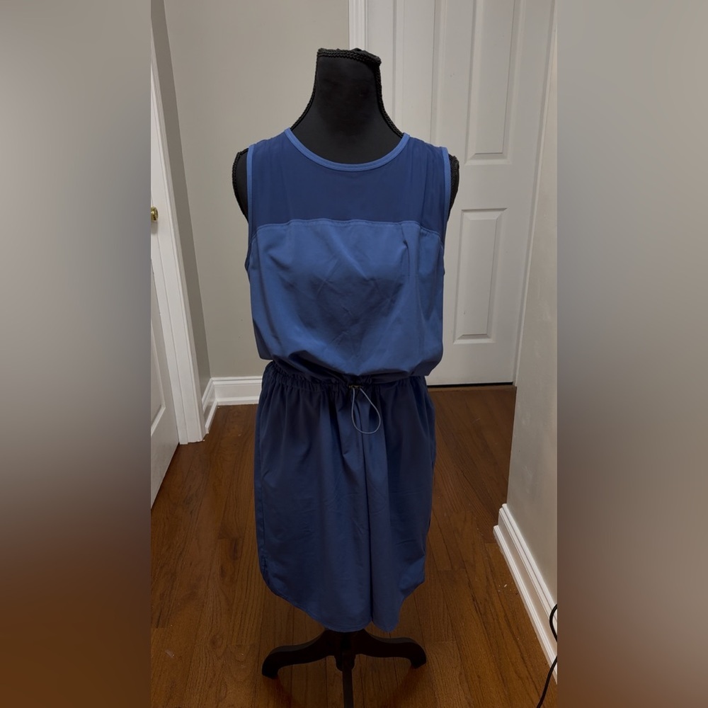 Athleta Navy Sleeveless Dress
